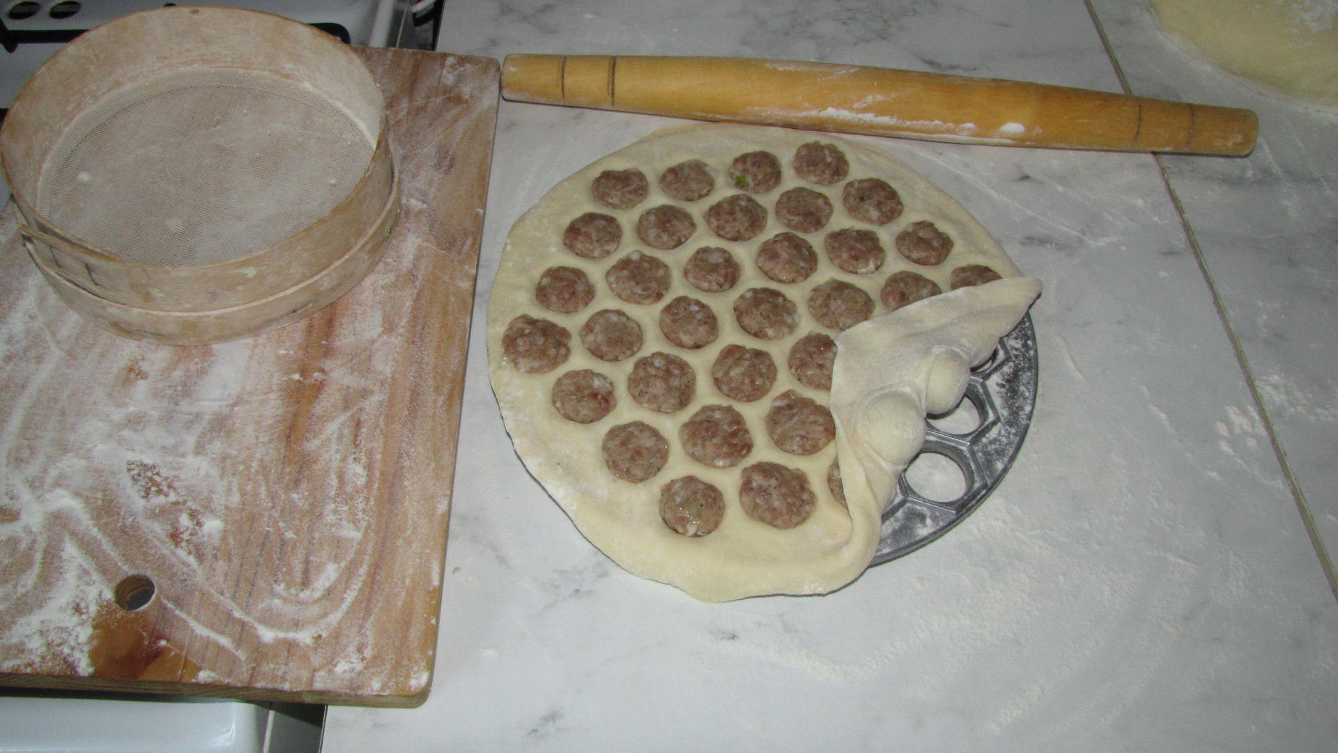 Тесто на пельмени домашние рецепт с фото пошагово