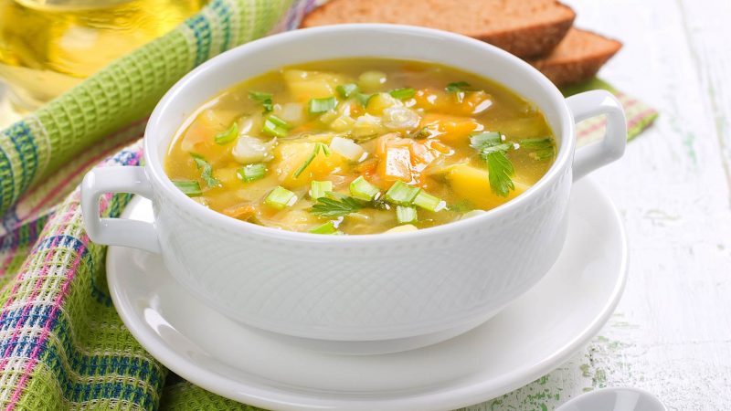 Рецепт овощного супа для похудения с сельдереем в домашних условиях