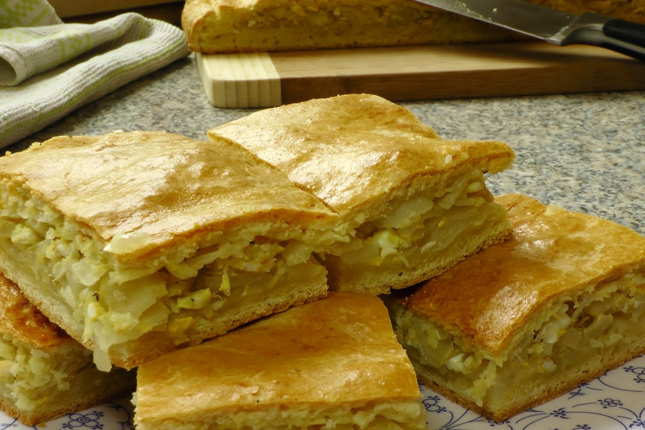 Шарлотка с капустой