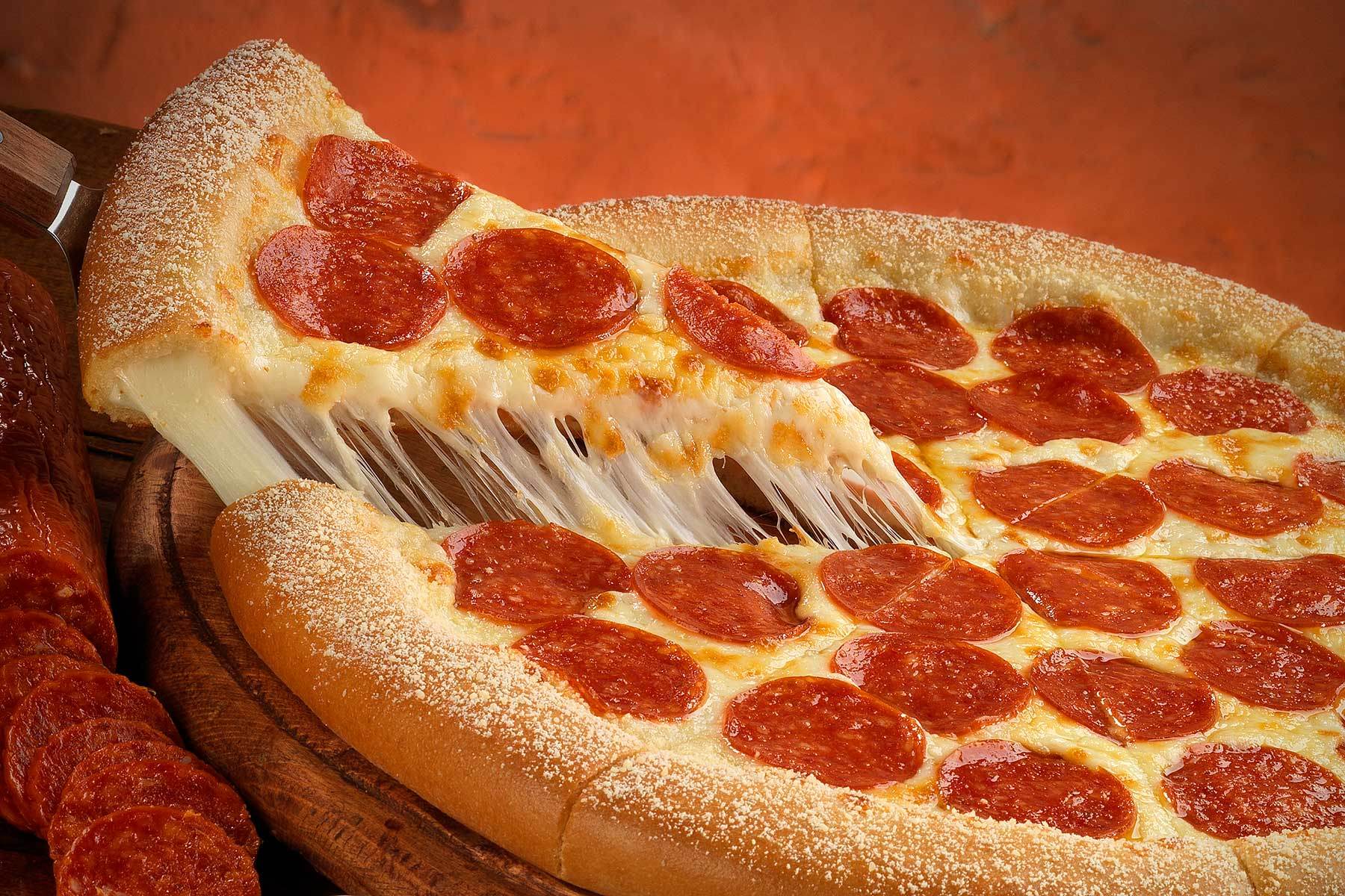 еда пицца пепперони (120) фото