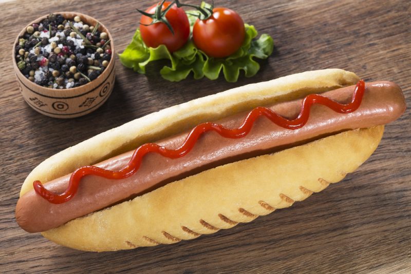 Хот-дог – 6 рецептов приготовления в домашних условиях