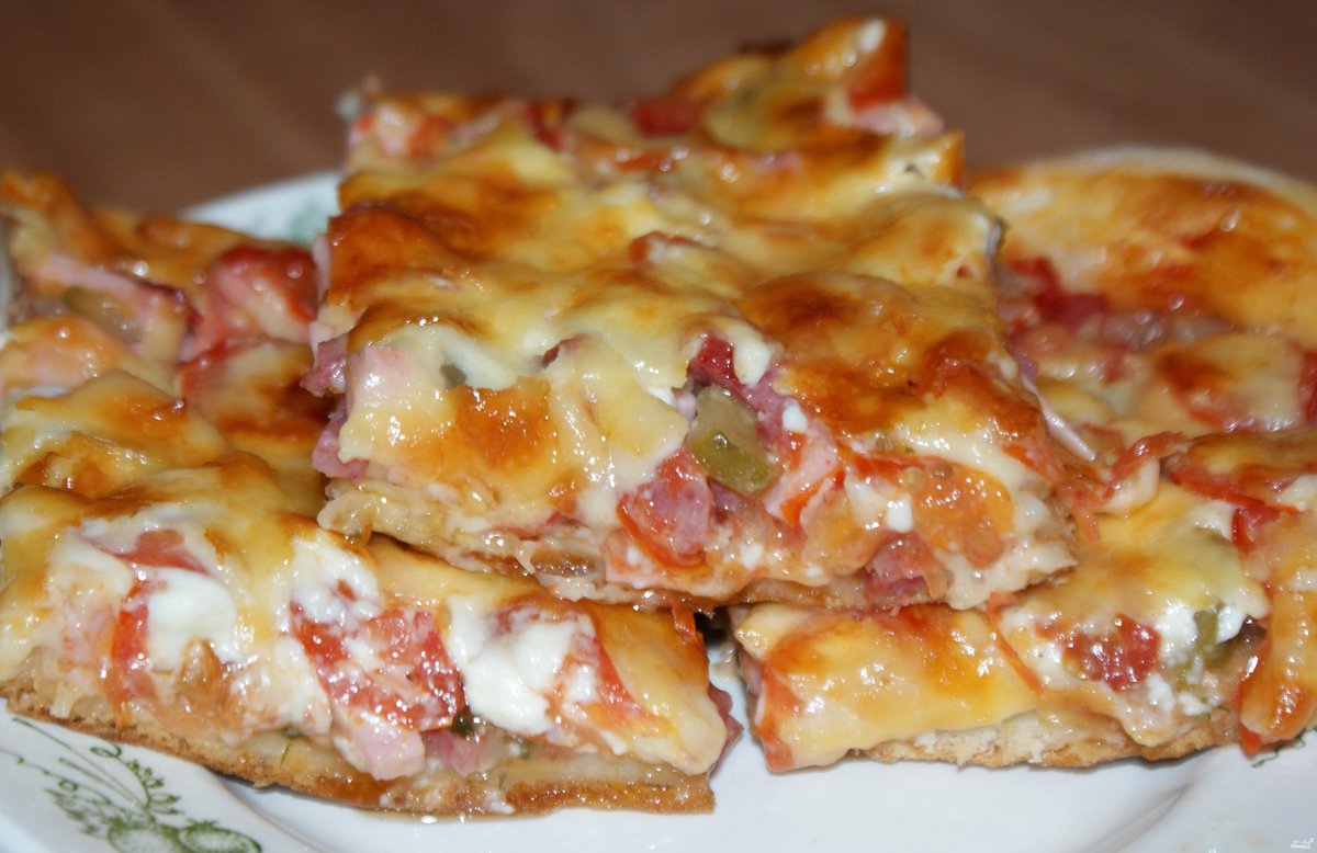 пицца домашняя рецепт приготовления с колбасой с сыром фото 56