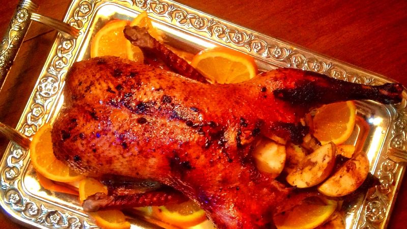 Утка фаршированная 8 рецептов приготовления в духовке