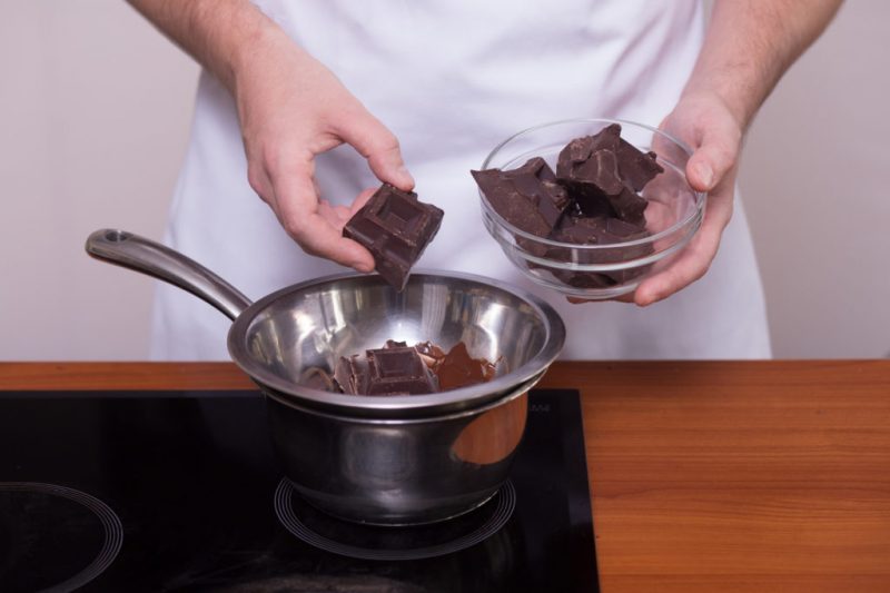 Как правильно топить шоколад