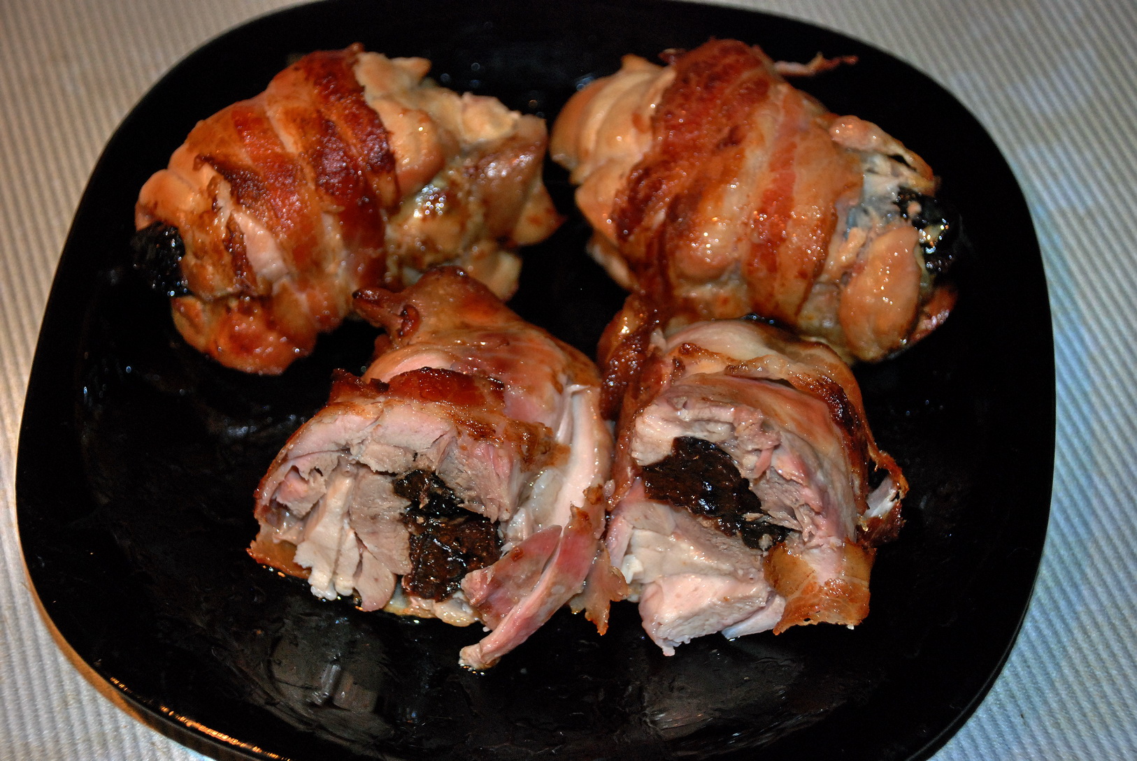 Куриная грудка в беконе в духовке рецепт с фото пошагово