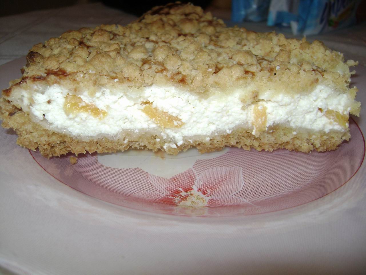 Песочный пирог с творогом и крошкой сверху в духовке рецепт с фото