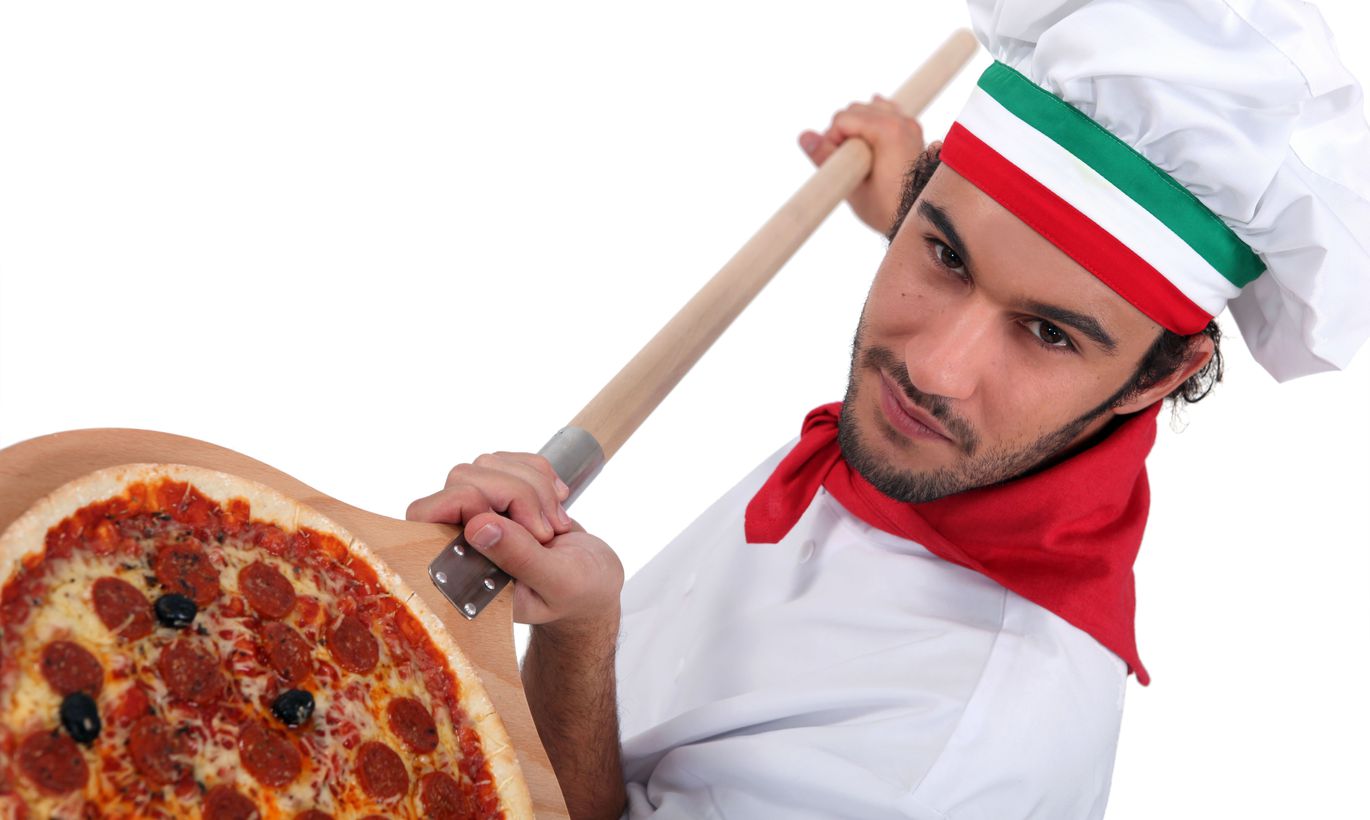 человек который делает тесто для пиццы фото 95