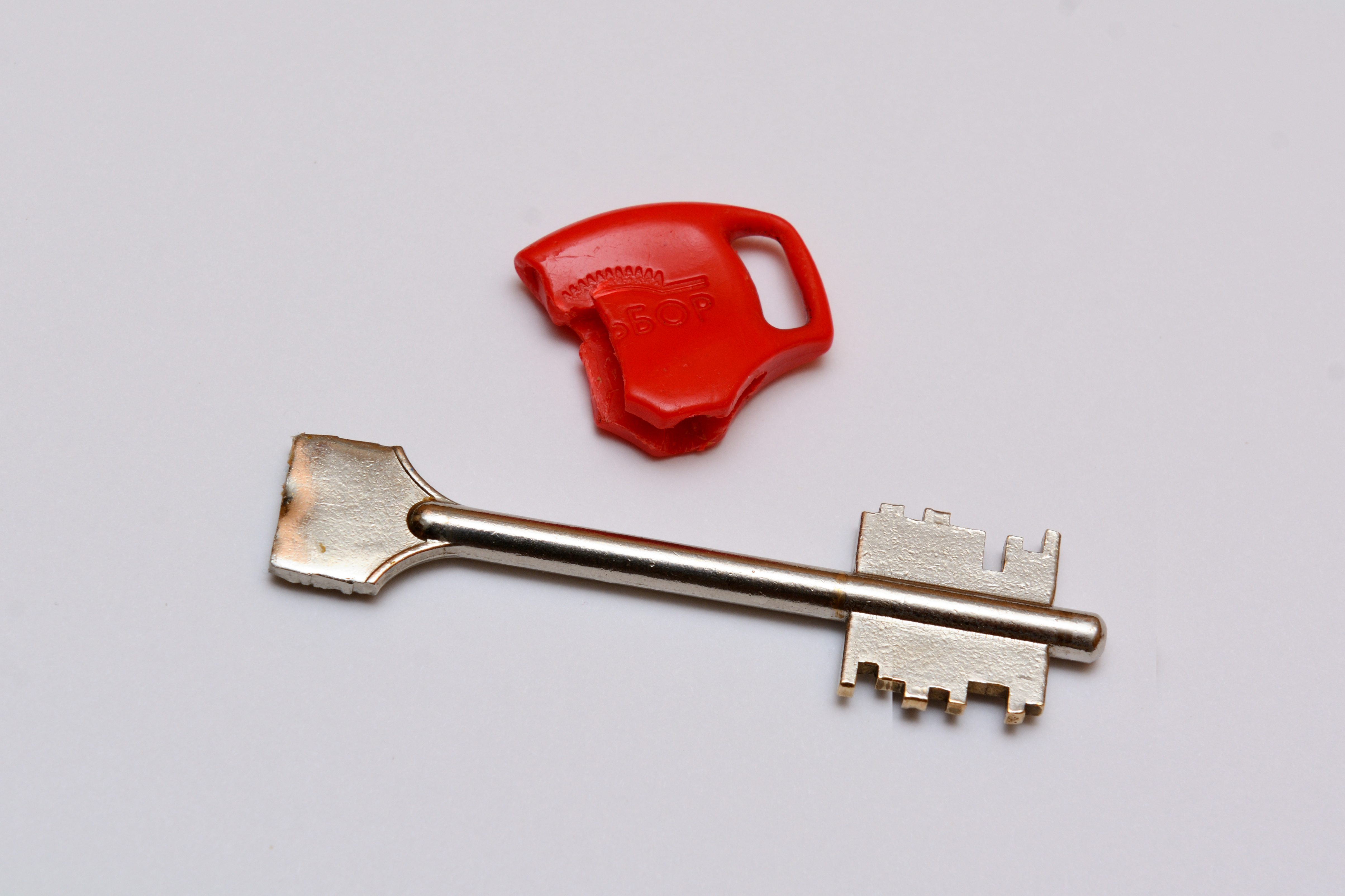 Ремонт ключ качественный ремонт ключ. Пластмассовая головка ключа Эльбор. Сувальдный ключ cam2. Головка ключа дверного Эльбор. Пластиковая ручка для ключа Эльбор.