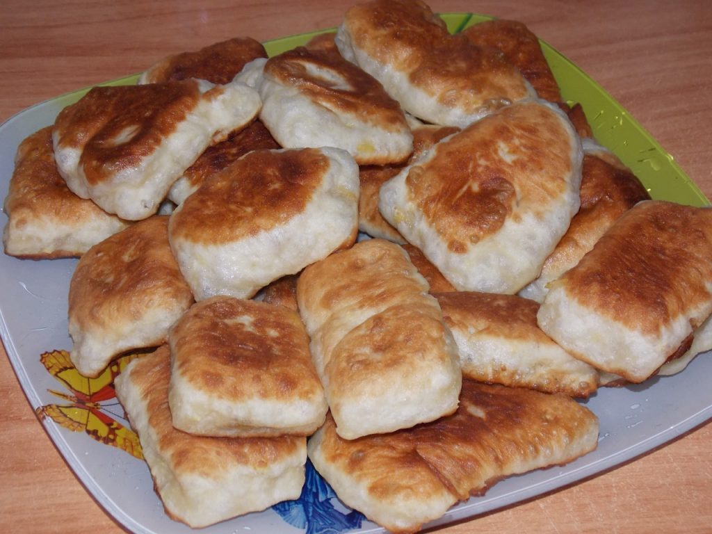Пышки со сметаной