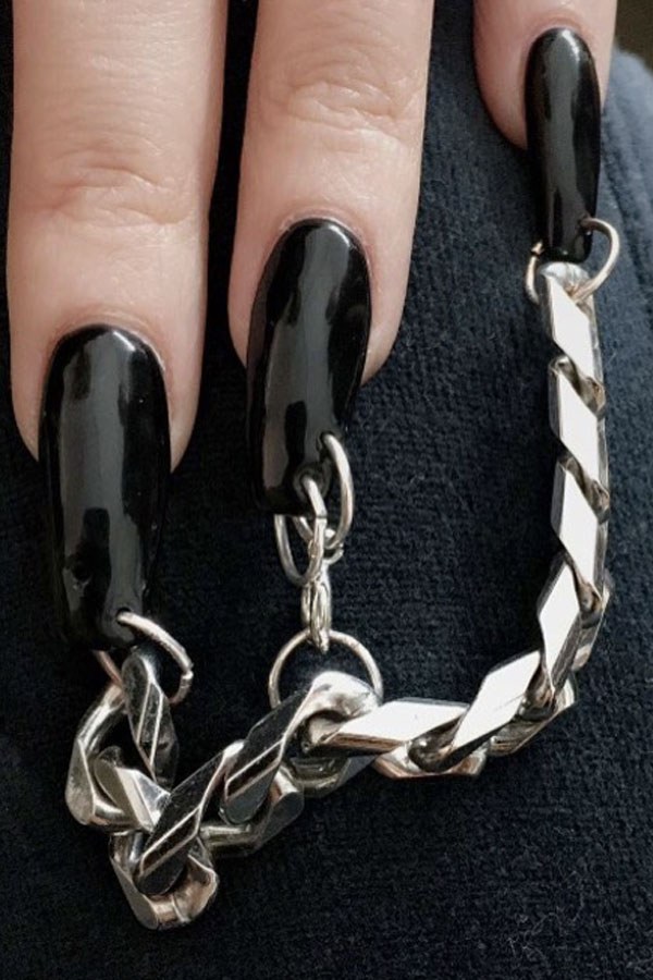 Самый странный дизайн ногтей