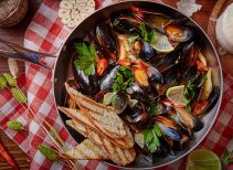 Как приготовить замороженные мидии – 7 вкусных и правильных рецептов