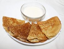 Блины на сыворотке тонкие с дырочками – 6 рецептов