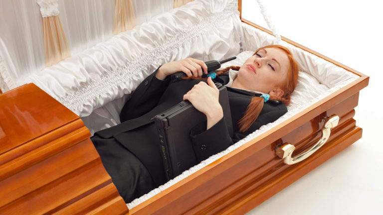 Кровать после смерти человека
